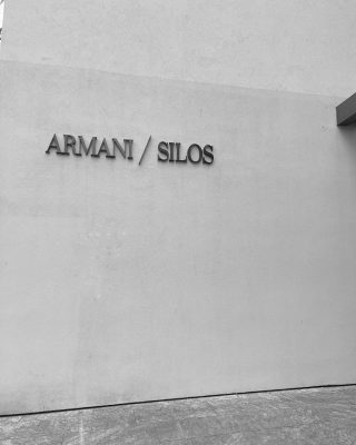 *post da salvare* 

Ecco alcune foto dell’Armani/Silos, uno spazio espositivo che racchiude tutta l’esperienza professionale di @giorgioarmani . 

❗️ si trova in via Bergognone a Milano e il biglietto d’ingresso ha un costo di 12€ 

#armanisilos #museoarmanisilos #museomoda #milano